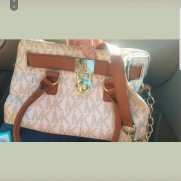 Michael Kors Handbags - Purse
